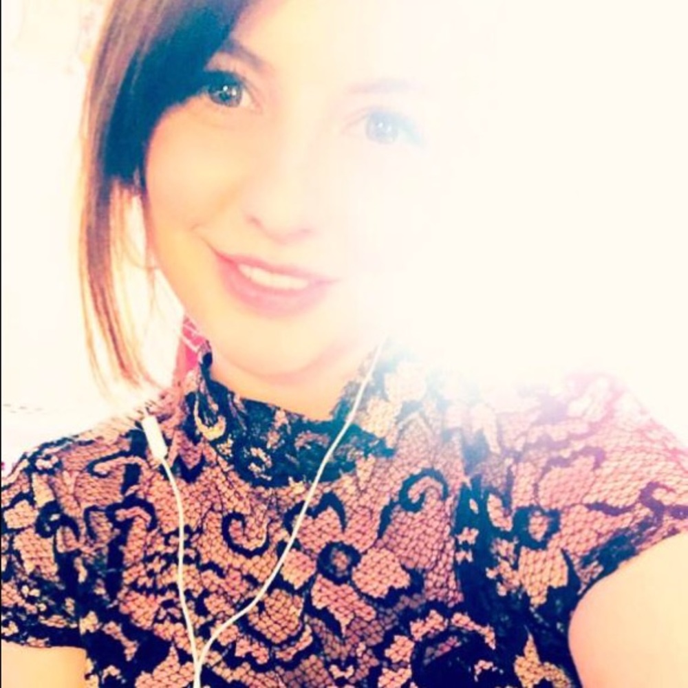 Meet your Posher, Beatriz